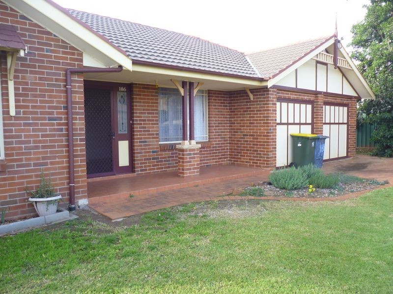 186 Wingewarra Street, Dubbo NSW 2830
