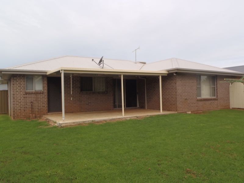 21 Arthur Summons Street, Dubbo NSW 2830