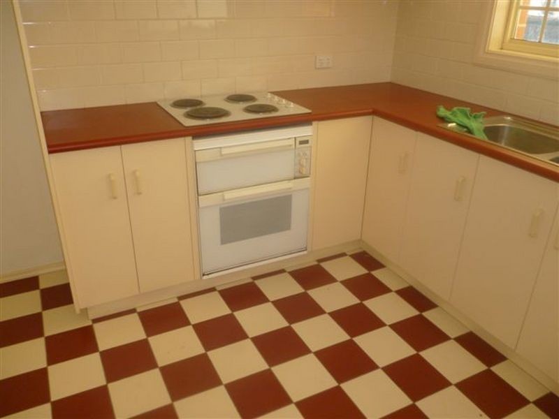 2/1 Lincoln Parkway, Dubbo NSW 2830