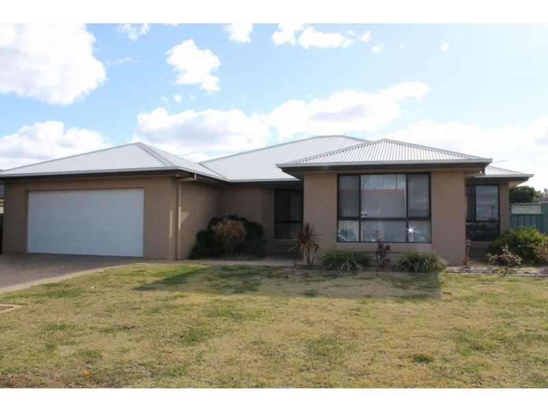 183 Baird Drive, Dubbo NSW 2830