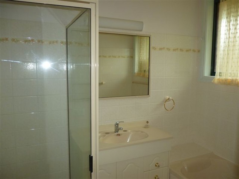 44 Twickenham Drive, Dubbo NSW 2830