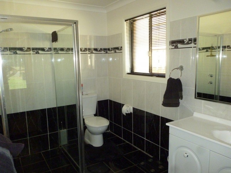10 Sunvale Avenue, Dubbo NSW 2830