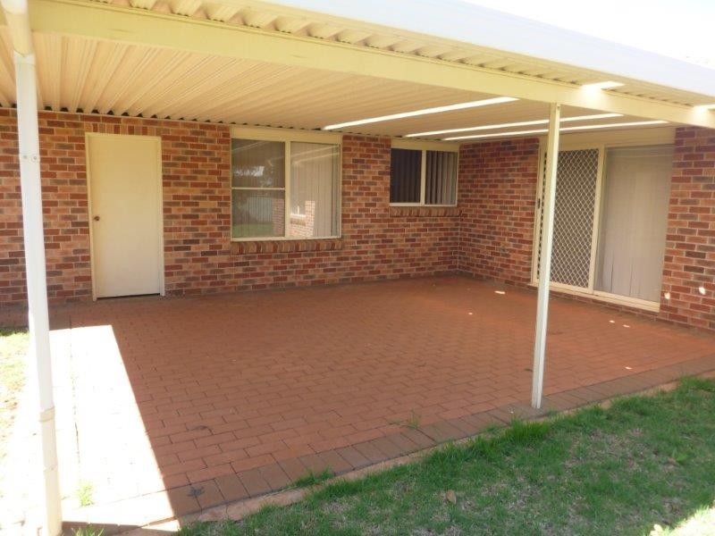 6 Murray Avenue, Dubbo NSW 2830