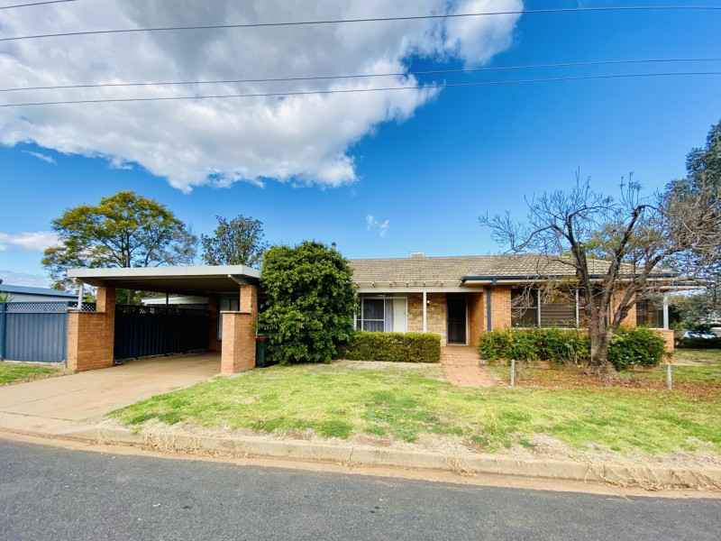 32 Crown Street, Dubbo NSW 2830