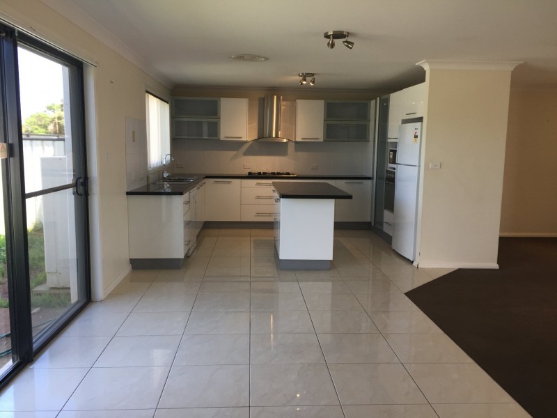 2/6 Pegasus Place, Dubbo NSW 2830