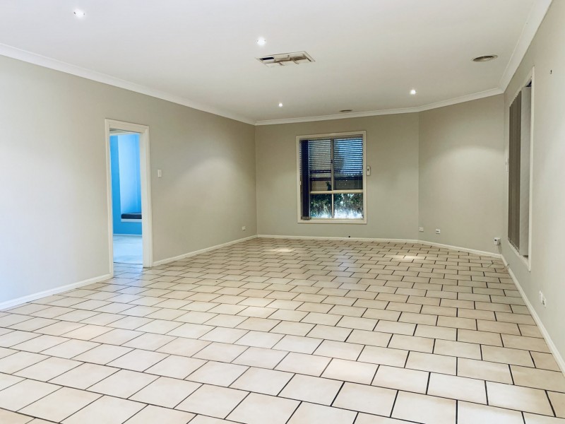 48 Twickenham Drive, Dubbo NSW 2830