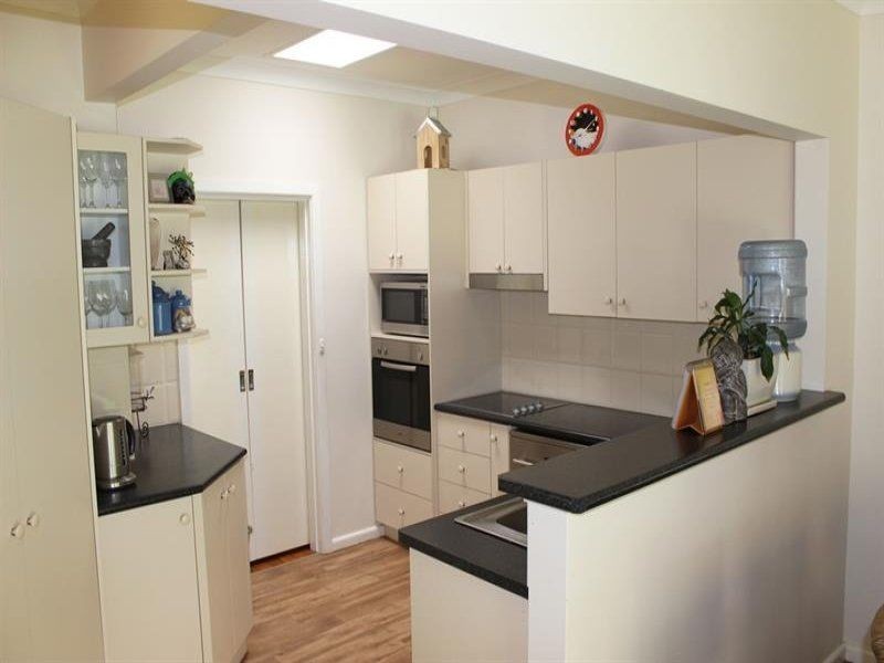 28 Hutchins Avenue, Dubbo NSW 2830