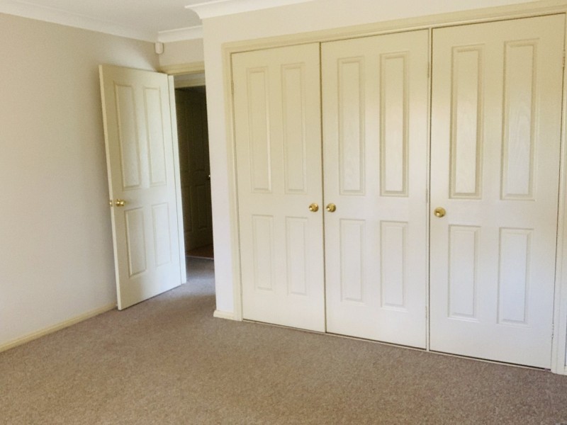 76 Twickenham Drive, Dubbo NSW 2830