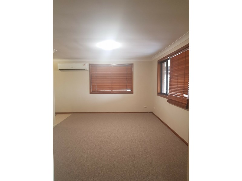 42 Birch Avenue, Dubbo NSW 2830