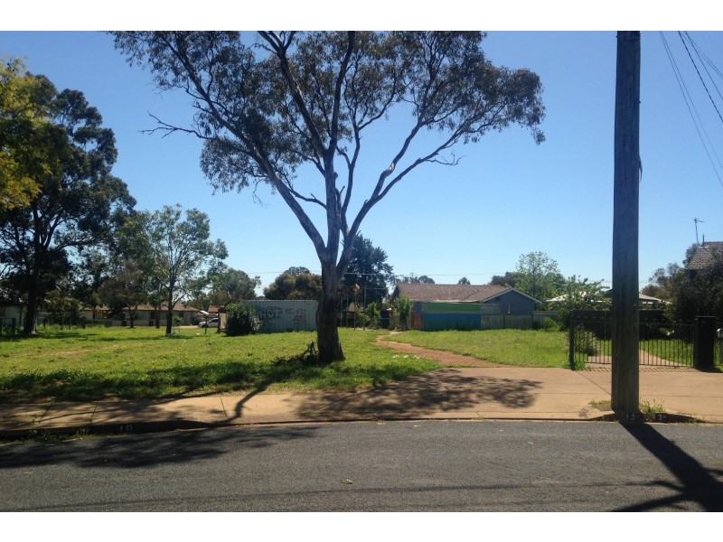 10 Armstrong Crescent, Dubbo NSW 2830