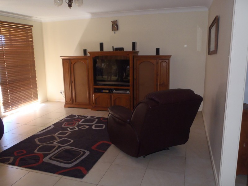 2 Catchpole Close, Dubbo NSW 2830