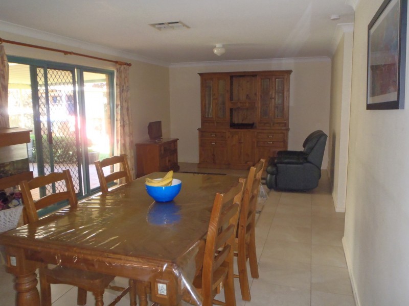 2 Catchpole Close, Dubbo NSW 2830