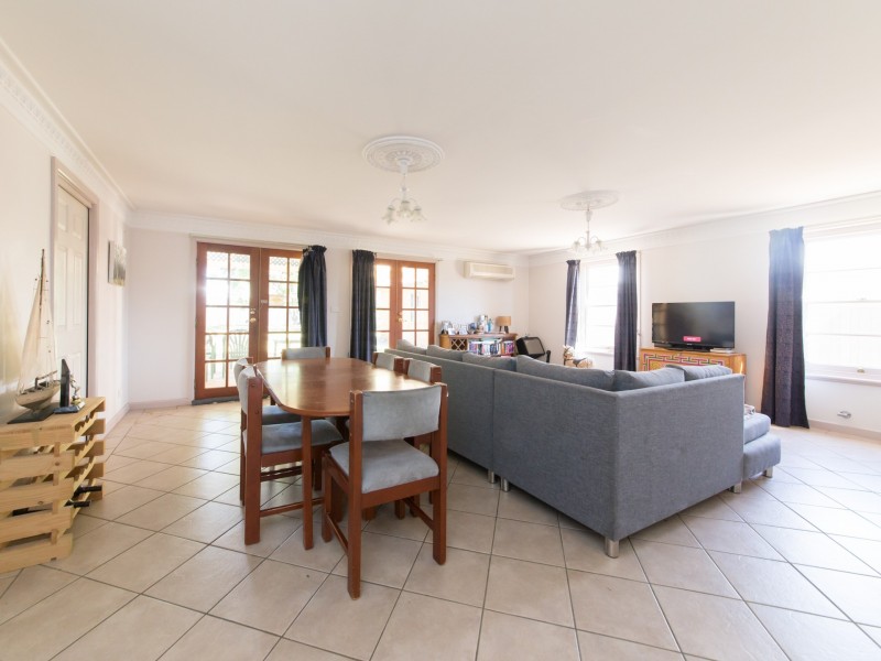 61 Sterling Street, Dubbo NSW 2830