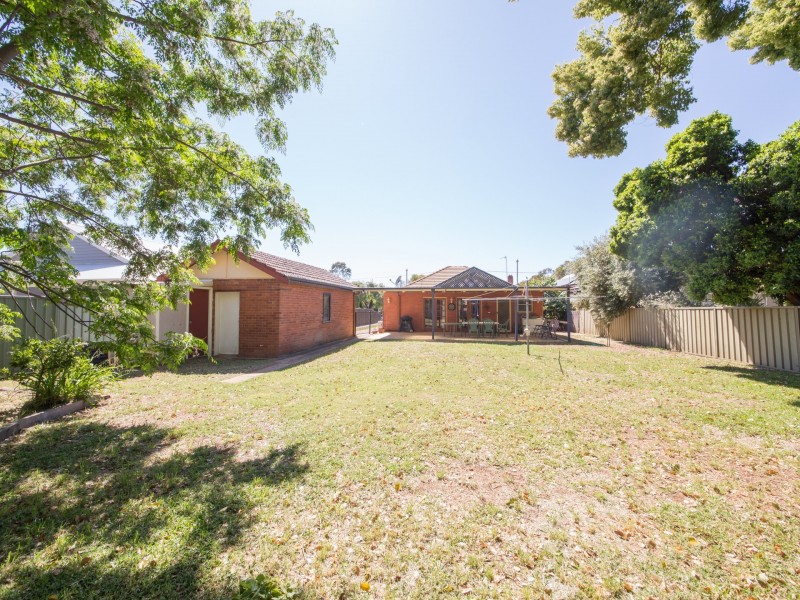 61 Sterling Street, Dubbo NSW 2830