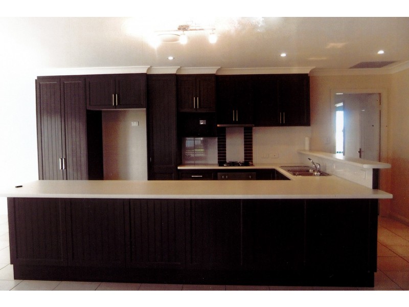 8 Lago Court, Dubbo NSW 2830