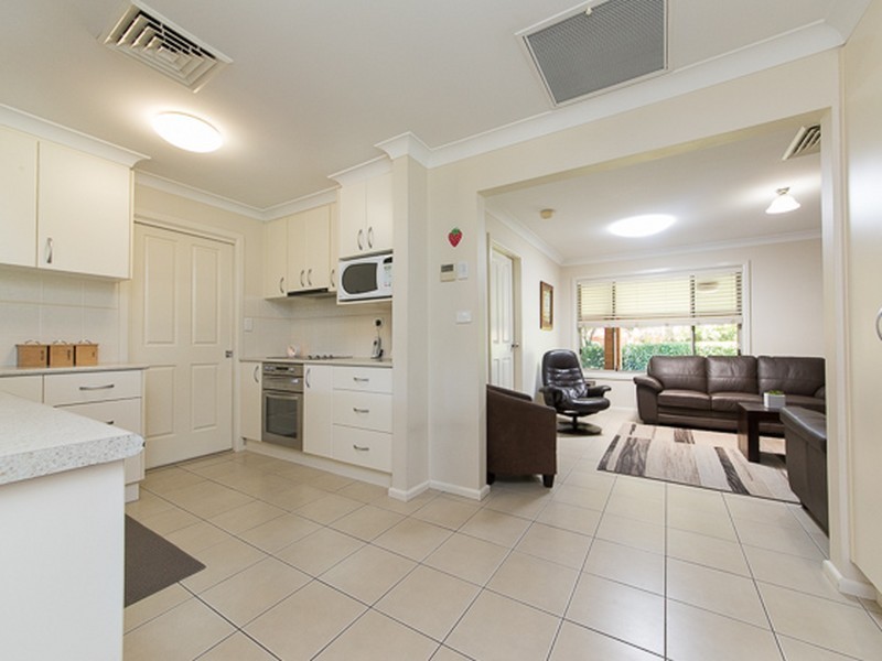 2 Nona Place, Dubbo NSW 2830