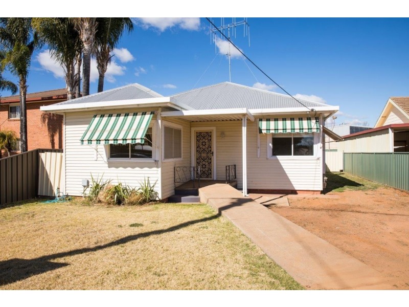 8 Marsden Street, Dubbo NSW 2830