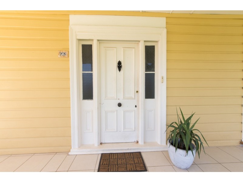 75 Bultje Street, Dubbo NSW 2830