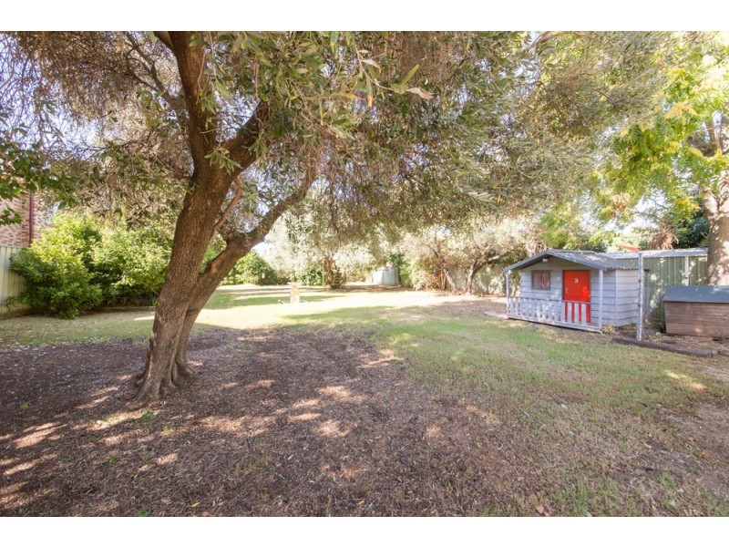 75 Bultje Street, Dubbo NSW 2830
