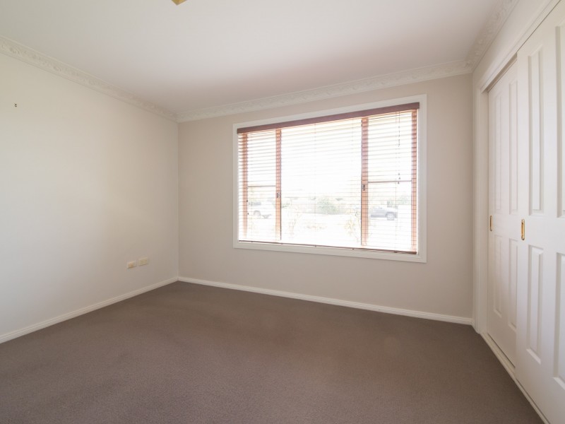 38 Swan Street, Dubbo NSW 2830