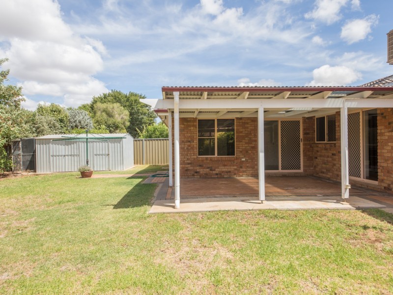 38 Swan Street, Dubbo NSW 2830