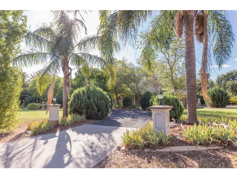 1 Kentucky Court, Dubbo NSW 2830