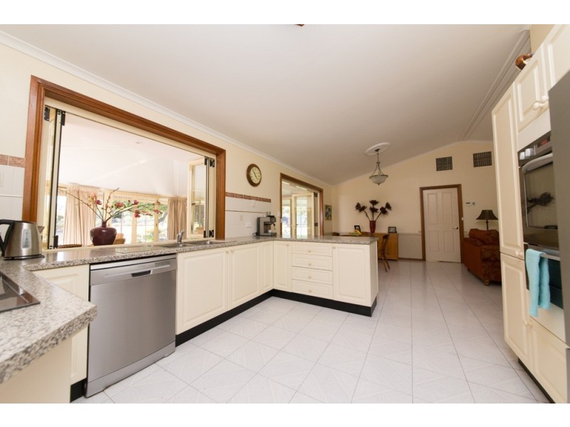 1 Kentucky Court, Dubbo NSW 2830