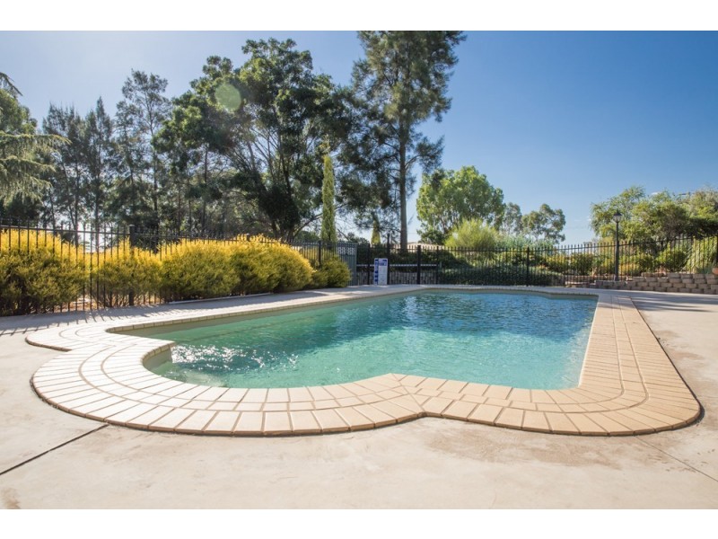 1 Kentucky Court, Dubbo NSW 2830
