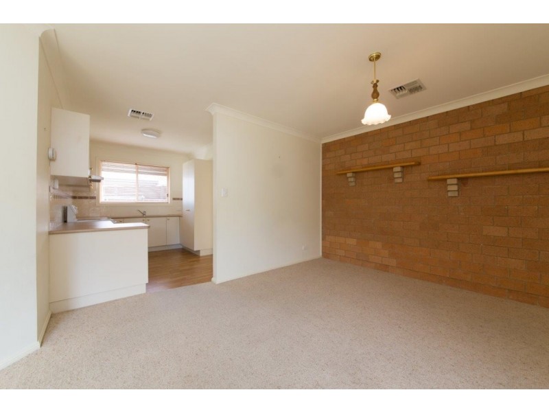 4/33-35 Boundary Road, Dubbo NSW 2830