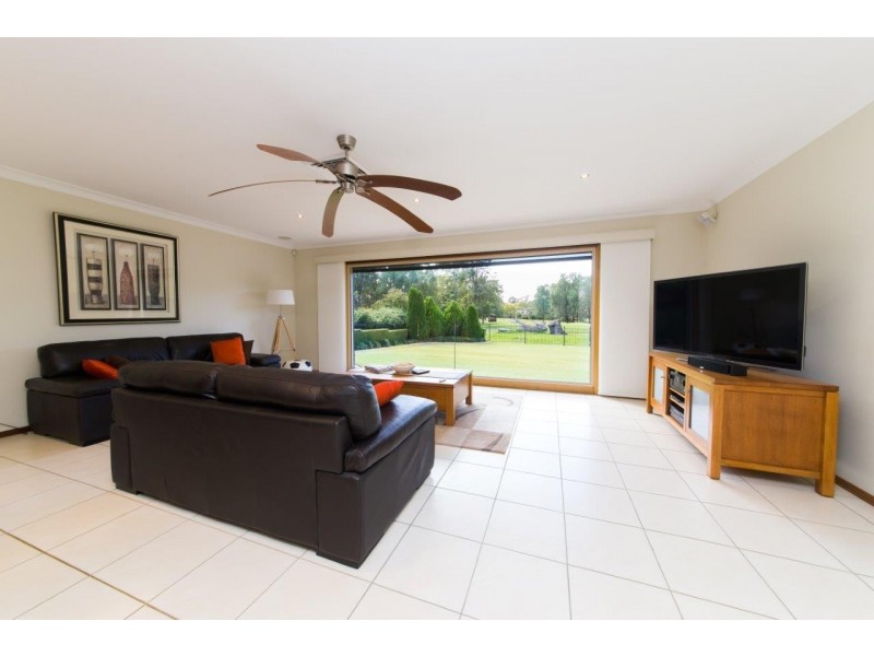 24 Turnberry Terrace, Dubbo NSW 2830