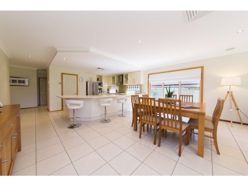 24 Turnberry Terrace, Dubbo NSW 2830