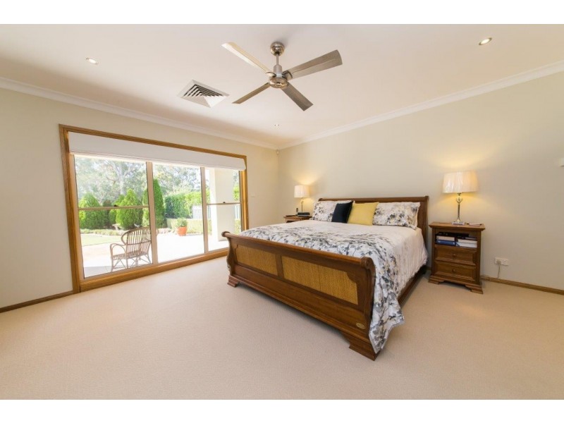 24 Turnberry Terrace, Dubbo NSW 2830