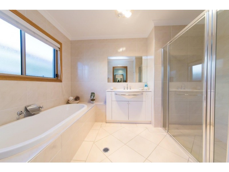 24 Turnberry Terrace, Dubbo NSW 2830