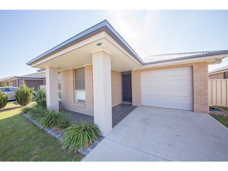 6 Torvean Avenue, Dubbo NSW 2830