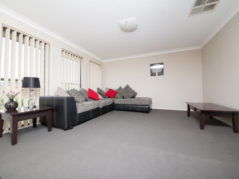 16 Arthur Summons Street, Dubbo NSW 2830