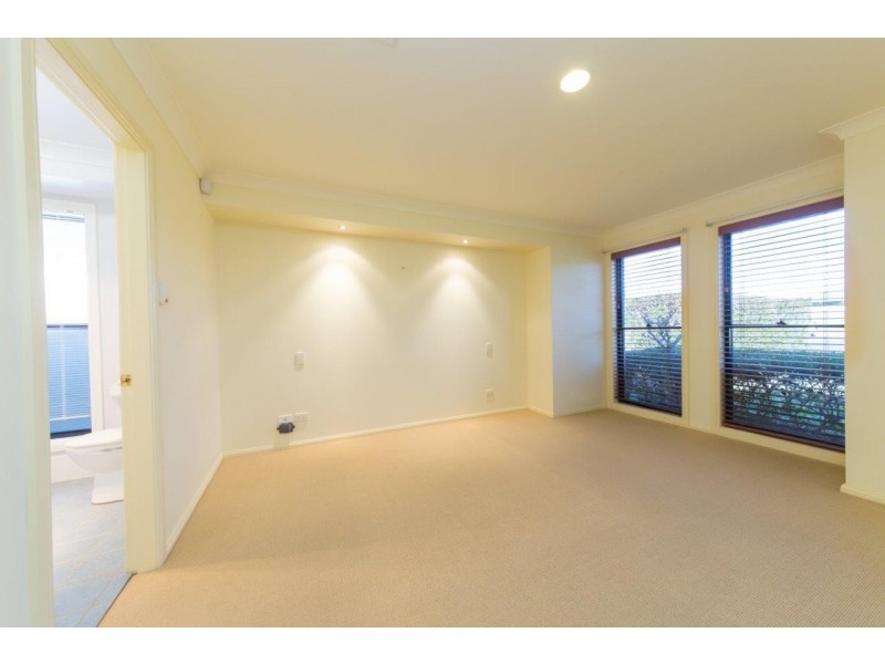 4 Turnberry Terrace, Dubbo NSW 2830