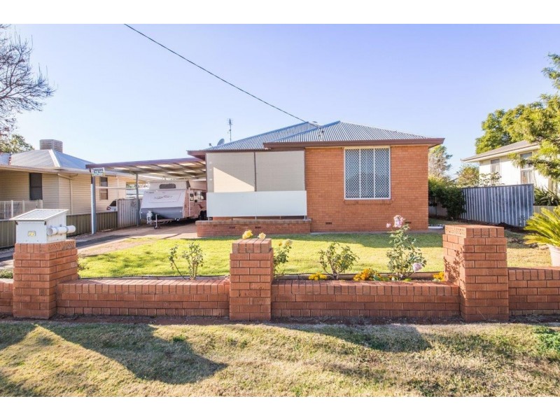 66 Corbett Avenue, Dubbo NSW 2830