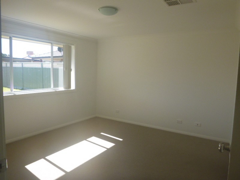22 Dalbeattie Crescent, Dubbo NSW 2830