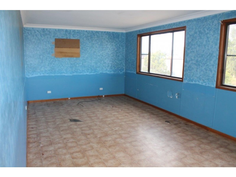 15 Industry Avenue, Narromine NSW 2821