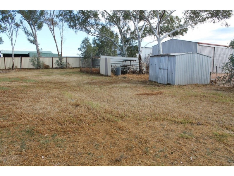 15 Industry Avenue, Narromine NSW 2821