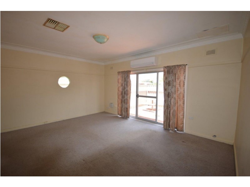 3 Healey St, Dubbo NSW 2830