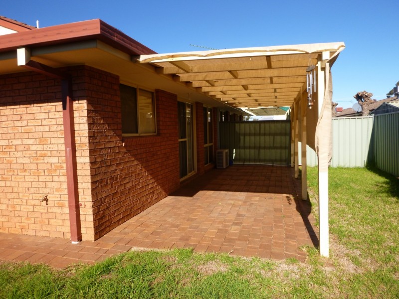2 Carrington Square, Dubbo NSW 2830