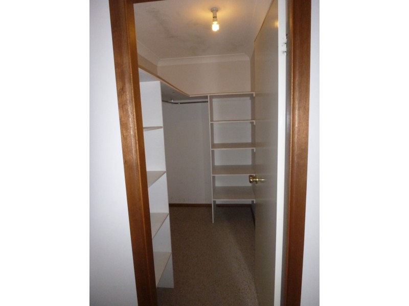 2 Carrington Square, Dubbo NSW 2830