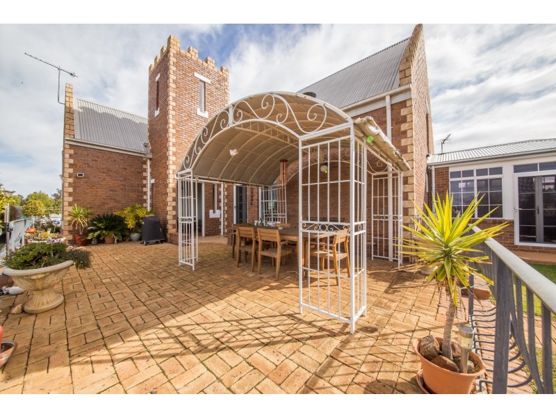 12R Terra Drive, Dubbo NSW 2830