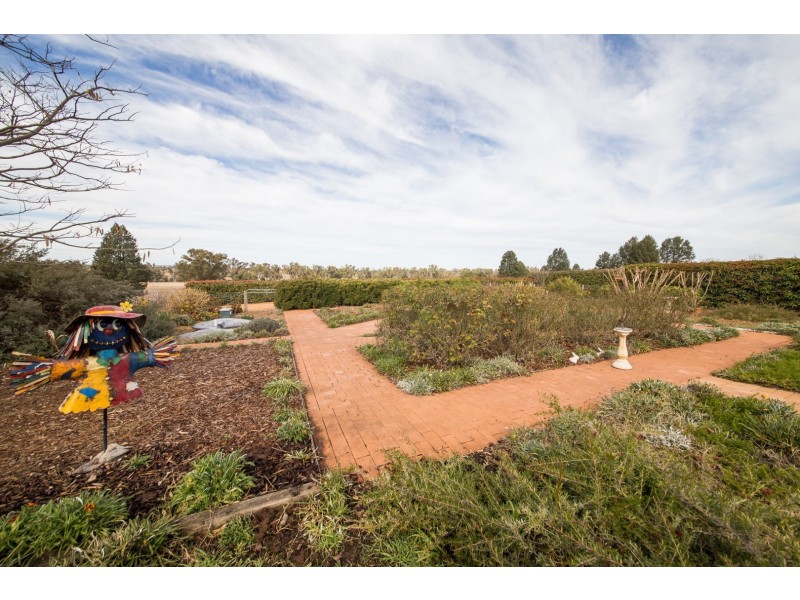 12R Terra Drive, Dubbo NSW 2830