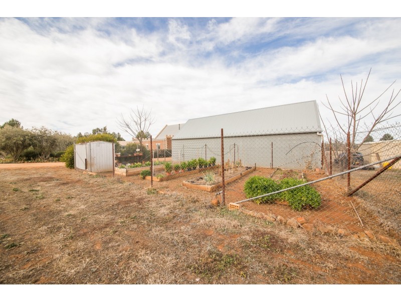12R Terra Drive, Dubbo NSW 2830
