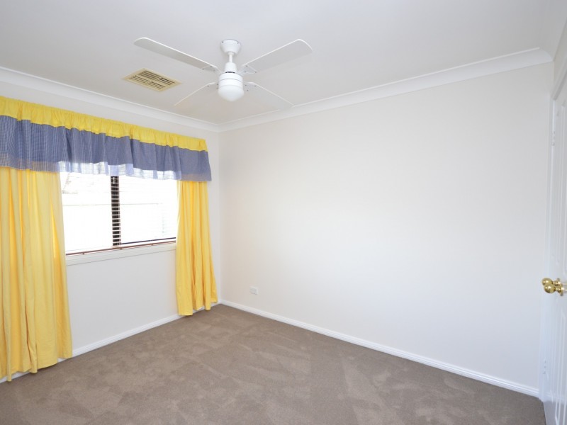 18 Castlereagh Avenue, Dubbo NSW 2830