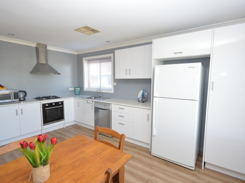 17 Young Street, Dubbo NSW 2830