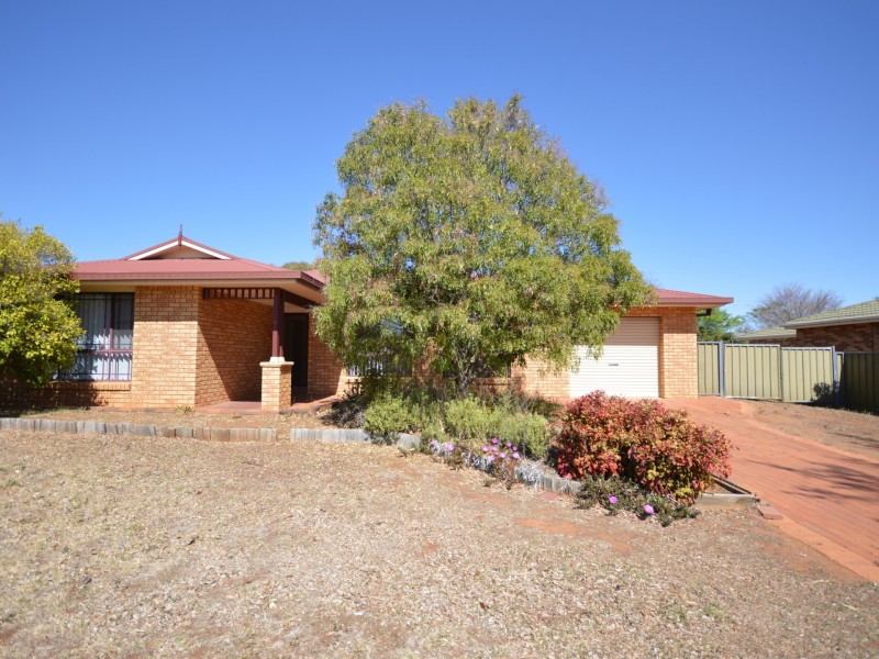 78 Murrayfield Drive, Dubbo NSW 2830