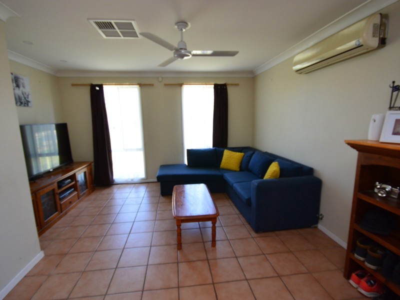 3 Meadowbank Drive, Dubbo NSW 2830
